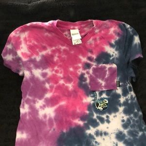 RipNDip women’s medium shirt